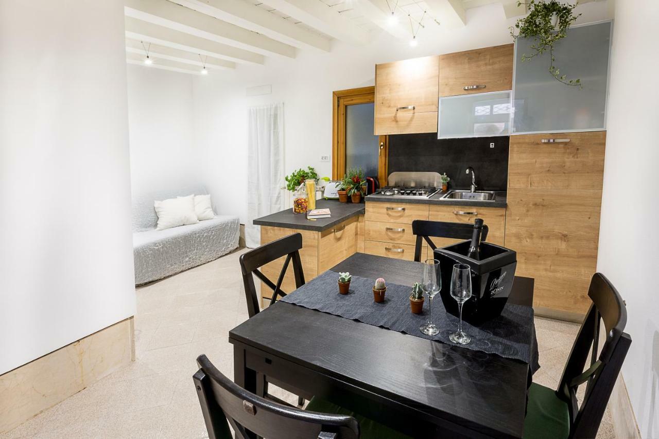 Ca Biennale, Respirare La Autentica! Apartment Venedig